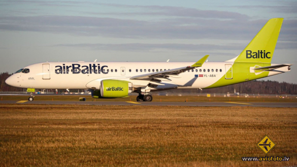 Airbus A220-300